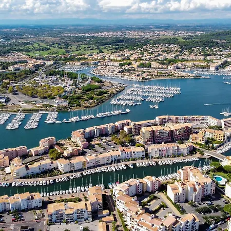 Port Lano By Interhome